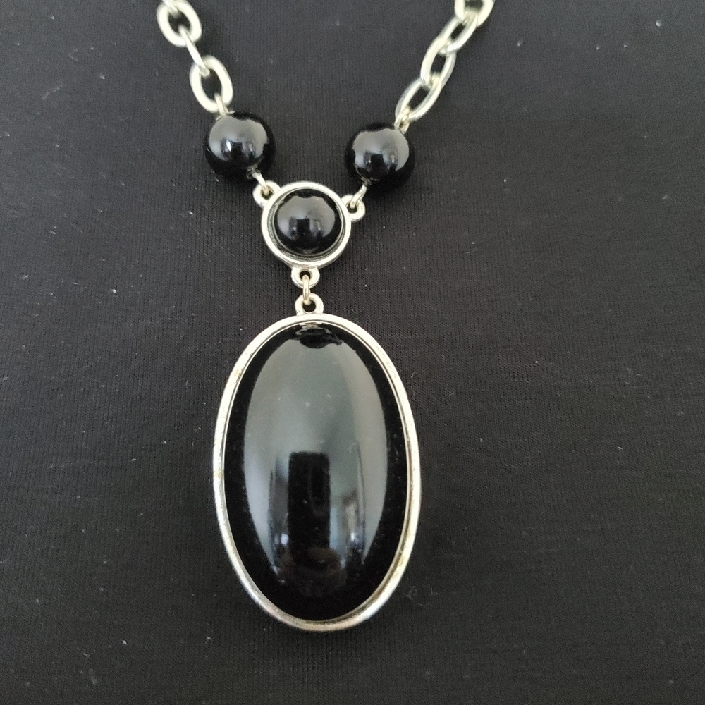Necklace - Picture 2 of 4